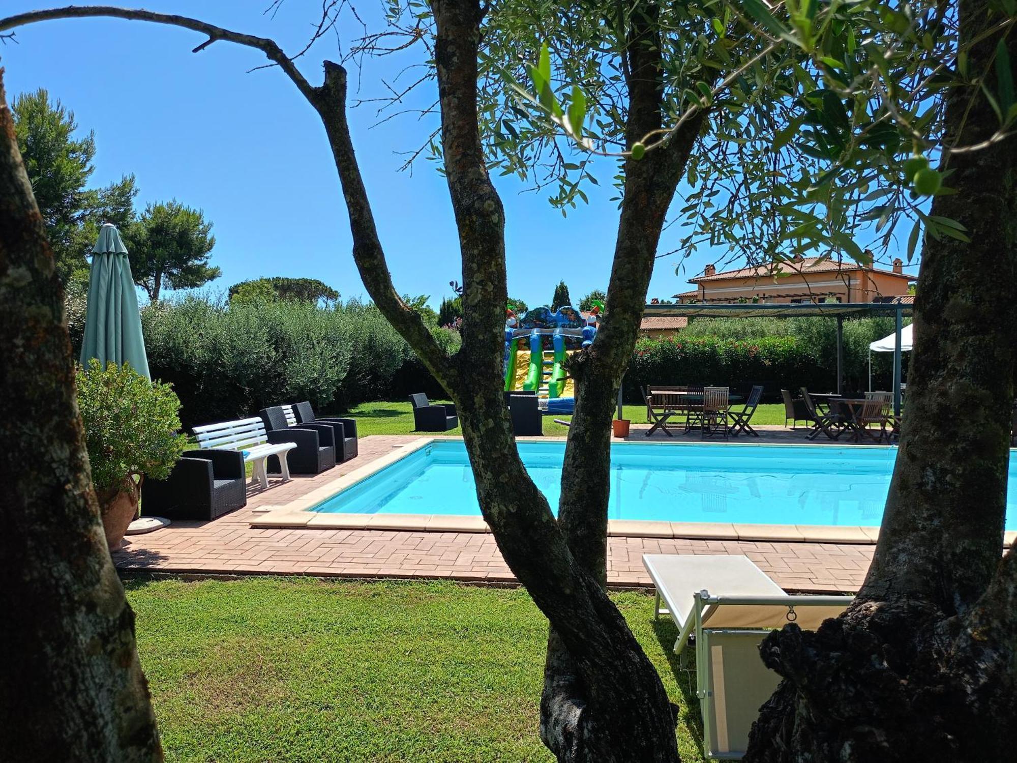Casale Di Tormaggiore Villa And Country Suites ポメツィア エクステリア 写真