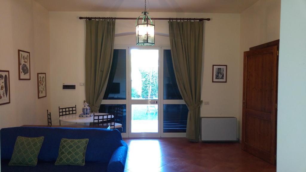 Casale Di Tormaggiore Villa And Country Suites ポメツィア エクステリア 写真