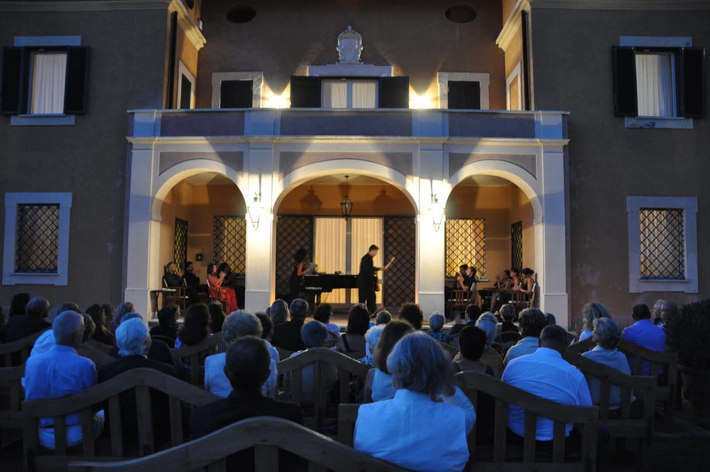Casale Di Tormaggiore Villa And Country Suites ポメツィア エクステリア 写真
